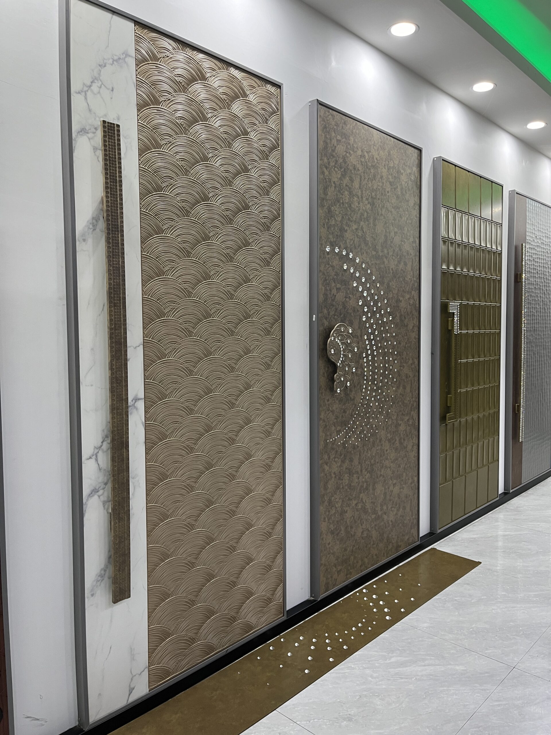 Custom Aluminum Decorative Double Door with Embossed Artistic Pattern - Image 3